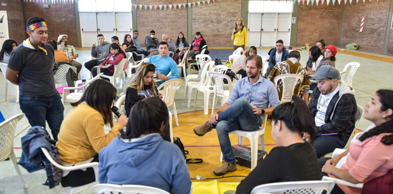 Lee más sobre el artículo Cerca de 200 jóvenes ya se inscribieron para la capacitación en comunicación integral